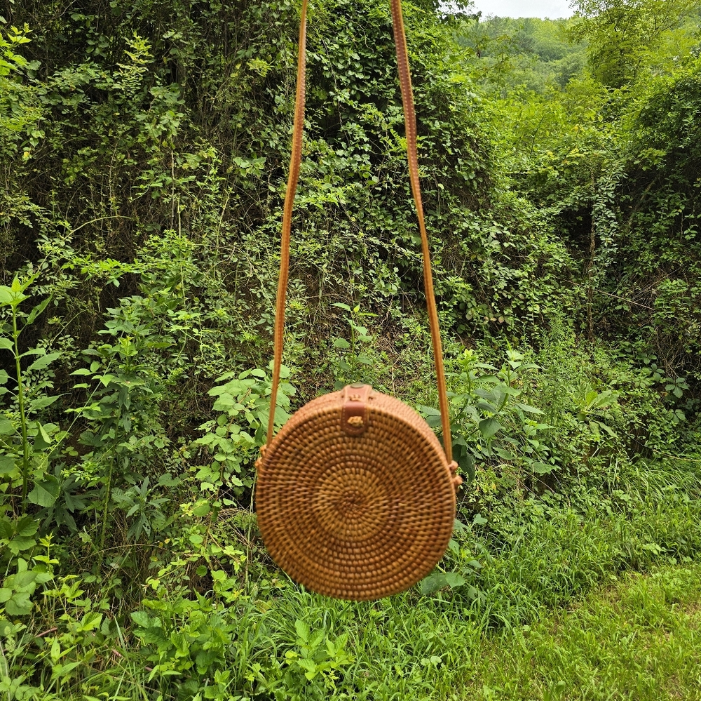 Round Rattan Crossbody Purse
